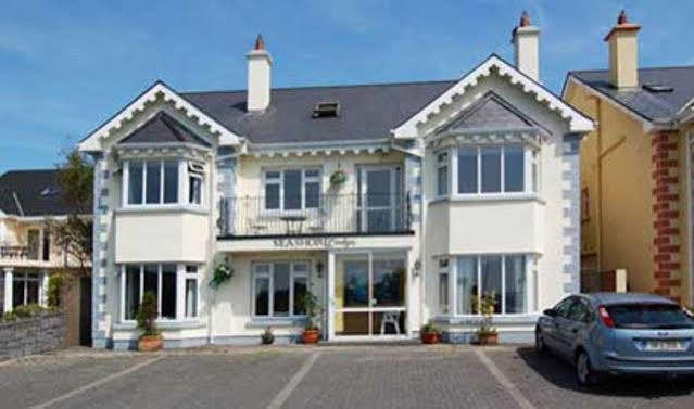 Seashore Lodge Guesthouse غالواي المظهر الخارجي الصورة