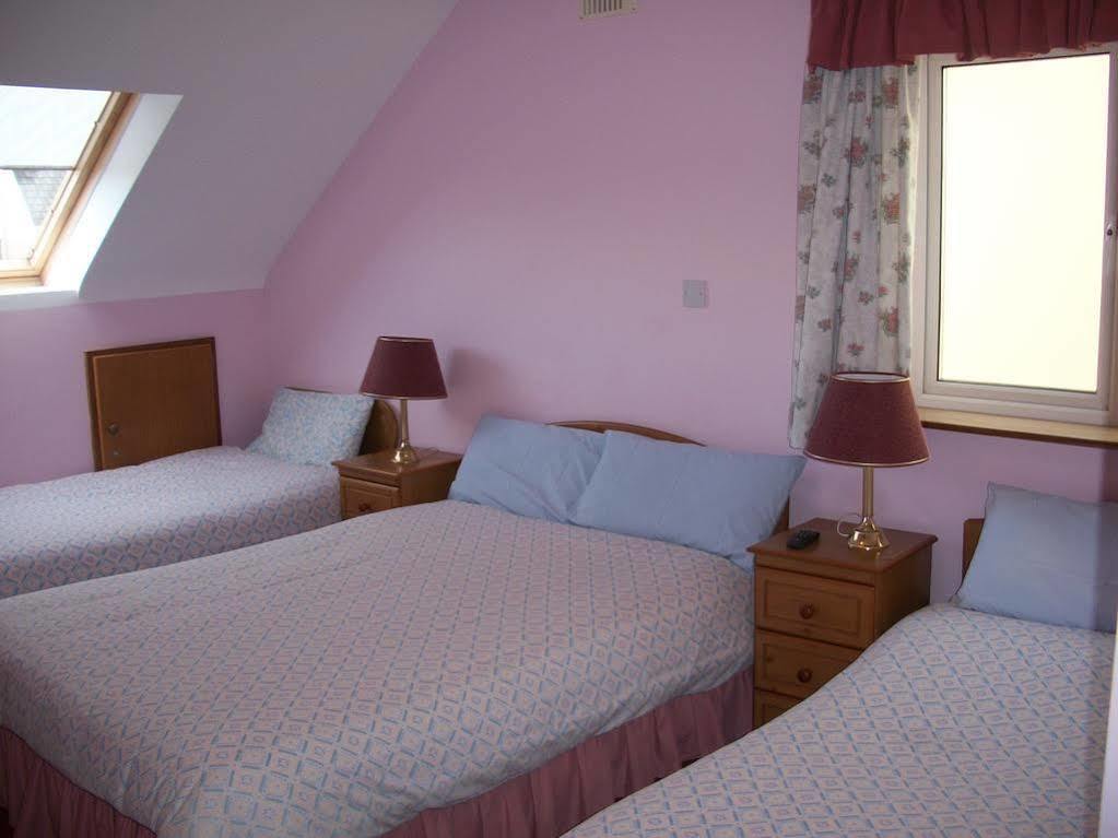 Seashore Lodge Guesthouse غالواي المظهر الخارجي الصورة